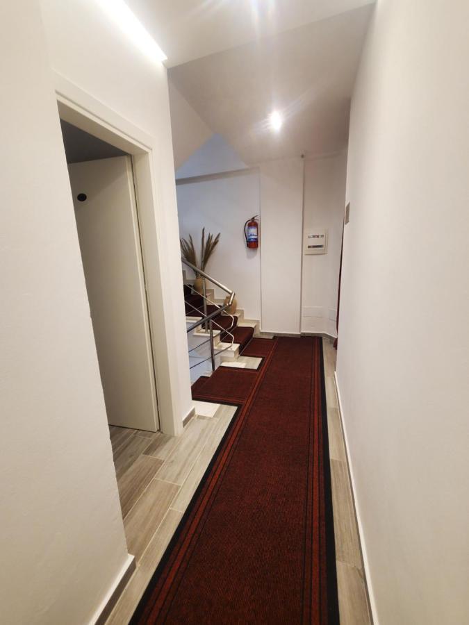 Bs Hotel Durrës Eksteriør billede