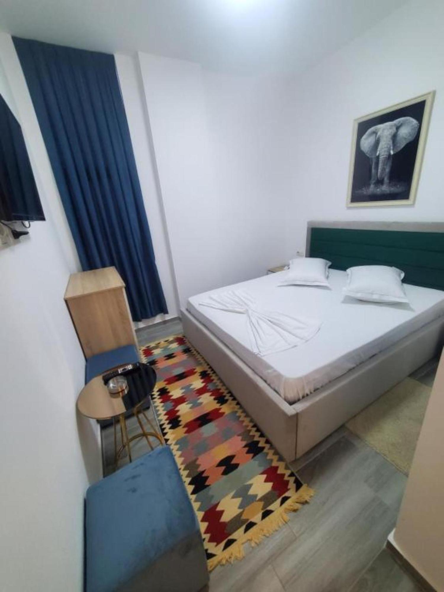 Bs Hotel Durrës Eksteriør billede