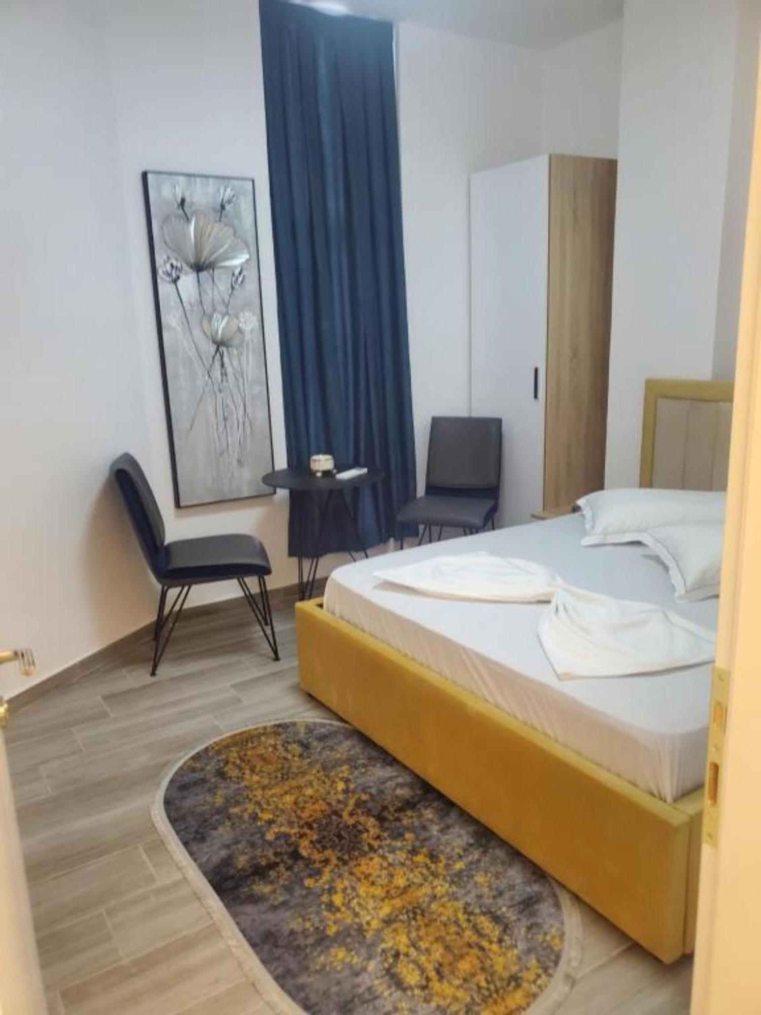 Bs Hotel Durrës Eksteriør billede